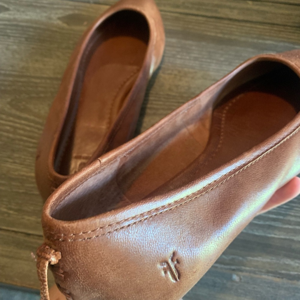 Gorgeous NEW Frye Flats!!! - Picture 12 of 12